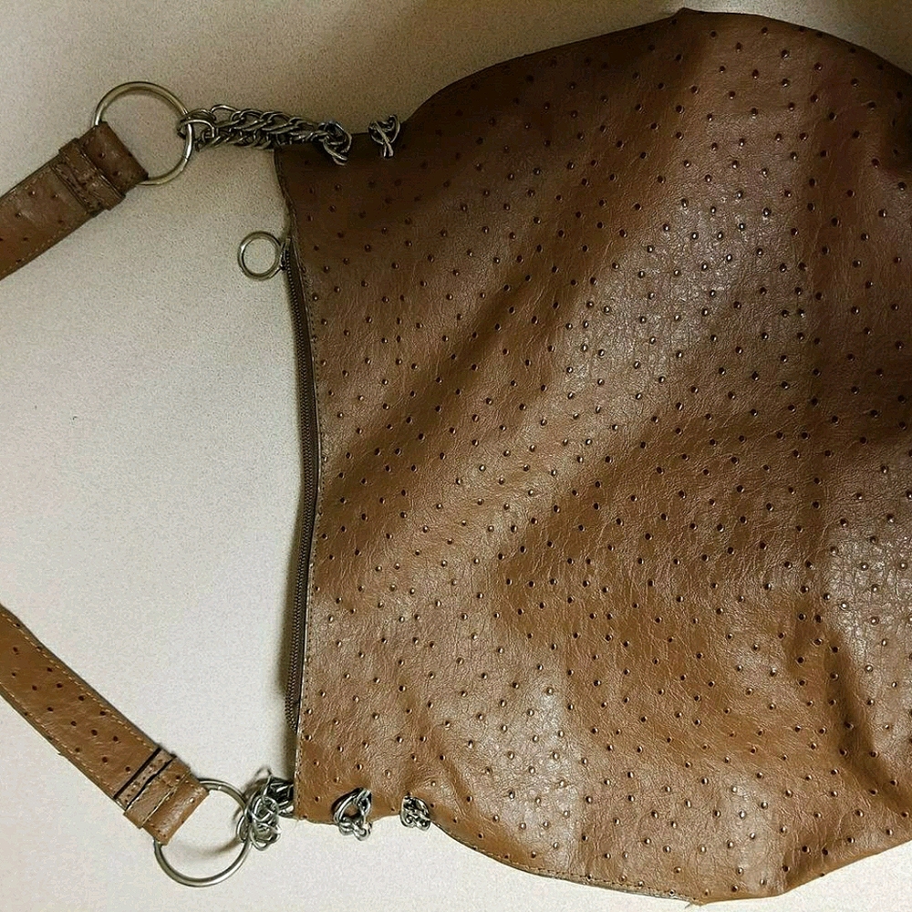 Women's Bijoux Turner Shoulder Bag.